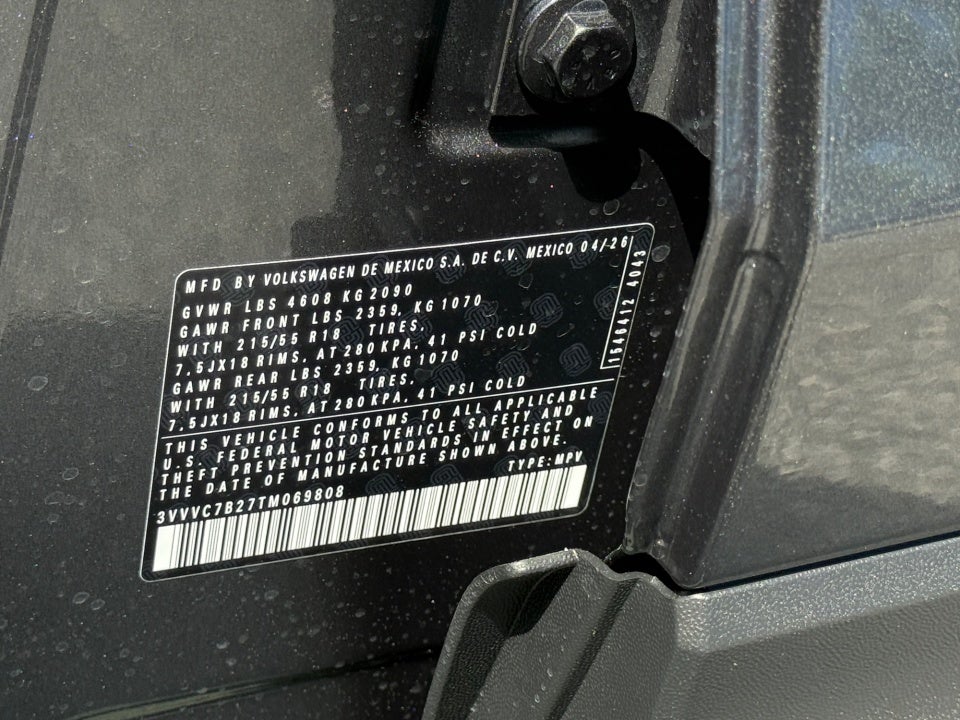 2026 Volkswagen Taos SE