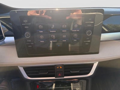 2026 Volkswagen Taos SE