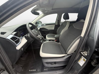 2026 Volkswagen Taos SE