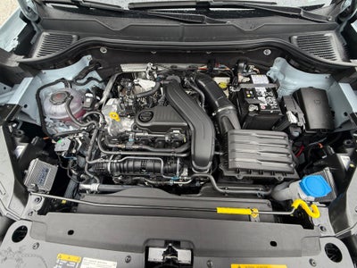 2027 Volkswagen Taos SE