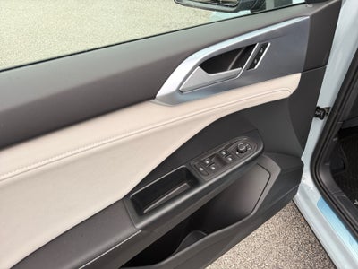 2027 Volkswagen Taos SE