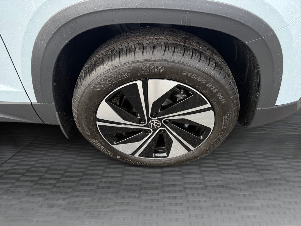 2027 Volkswagen Taos SE