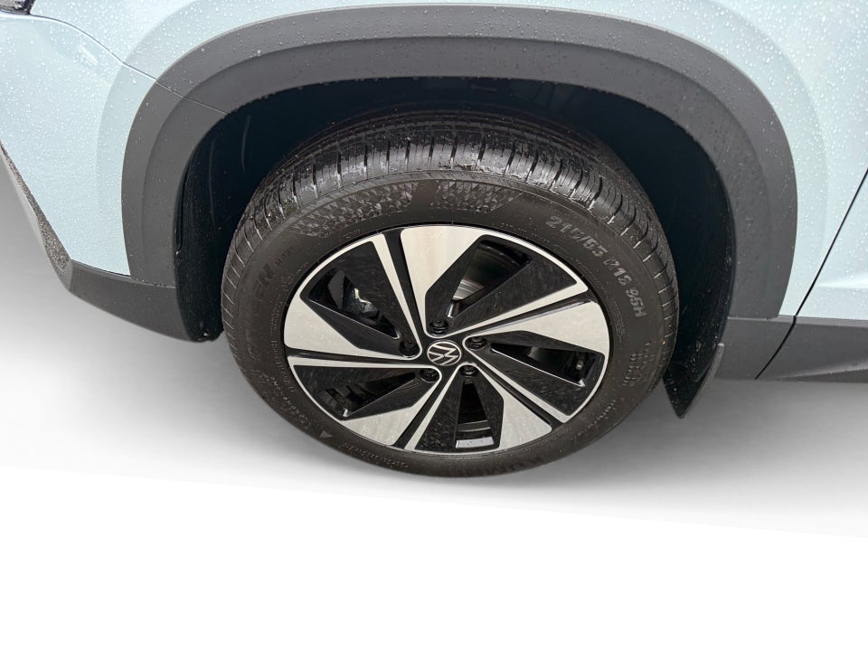 2027 Volkswagen Taos SE