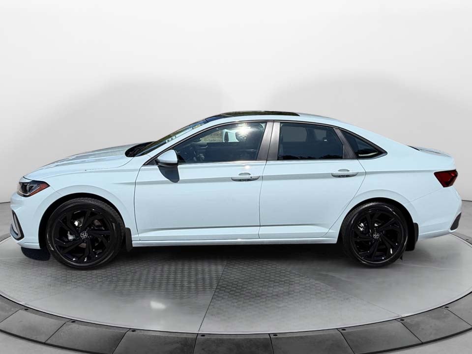 2027 Volkswagen Jetta SE