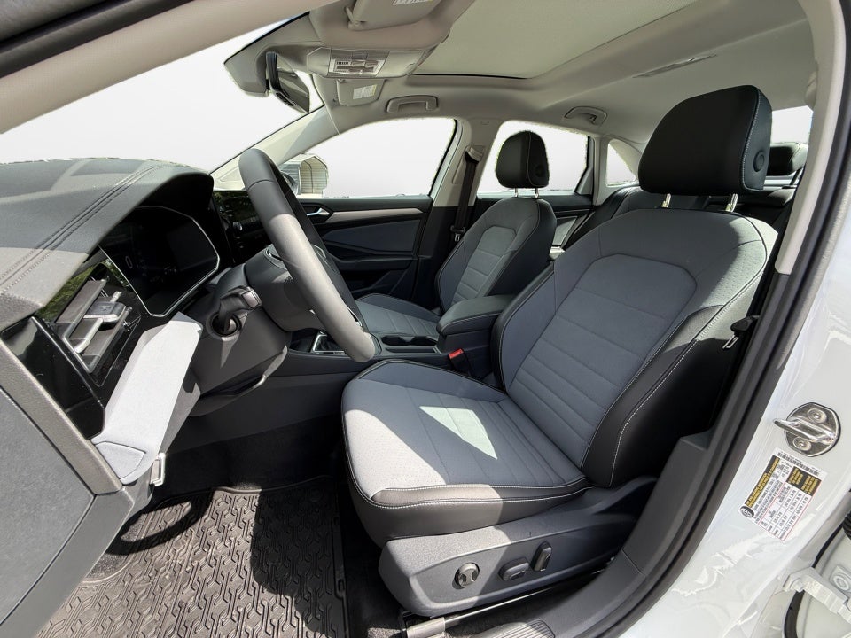 2026 Volkswagen Jetta SE