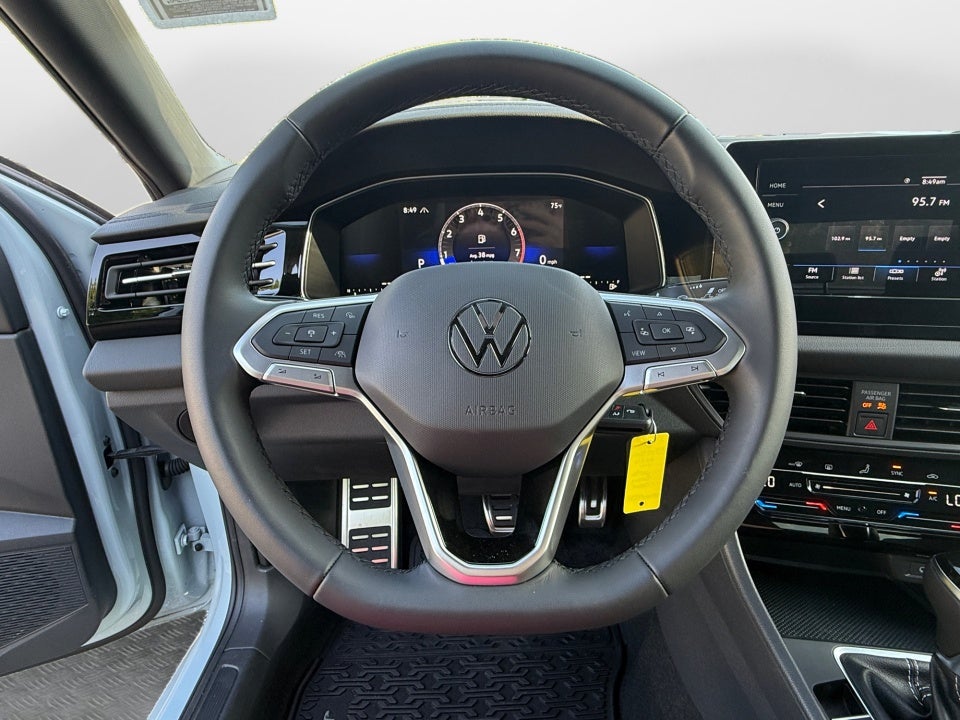 2026 Volkswagen Jetta Sport - Photo 10