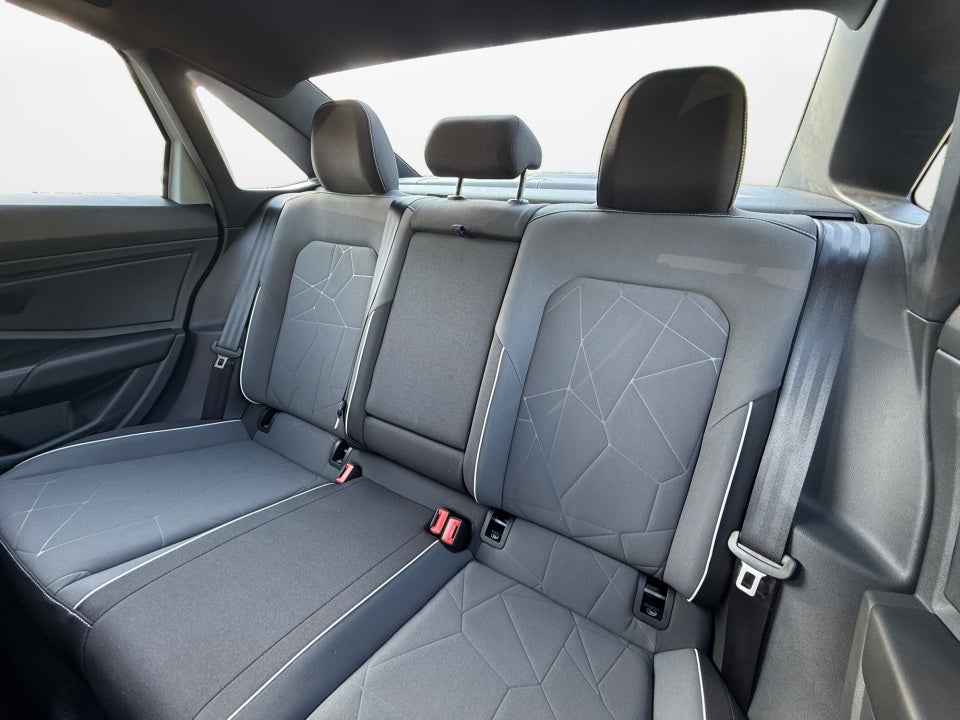 2026 Volkswagen Jetta Sport - Photo 12