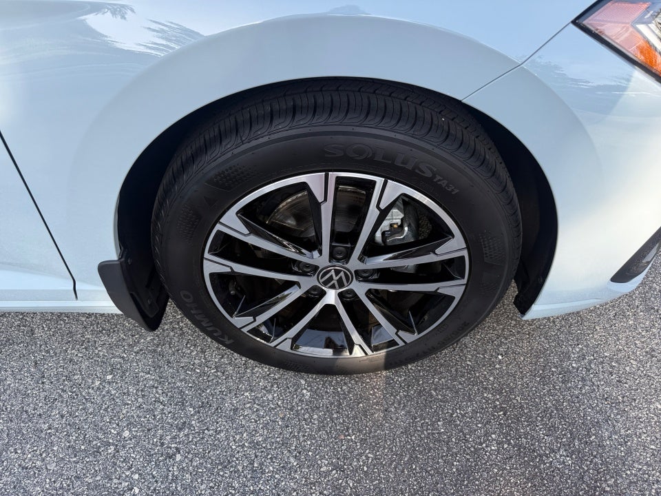 2026 Volkswagen Jetta Sport - Photo 25