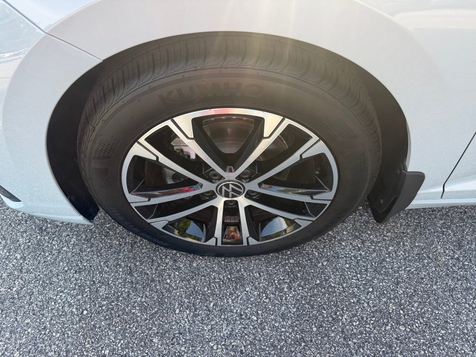 2026 Volkswagen Jetta Sport - Photo 27