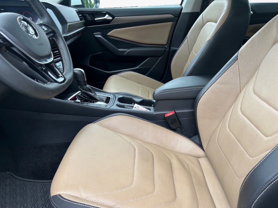 2021 Volkswagen Jetta 1.4T SEL Premium