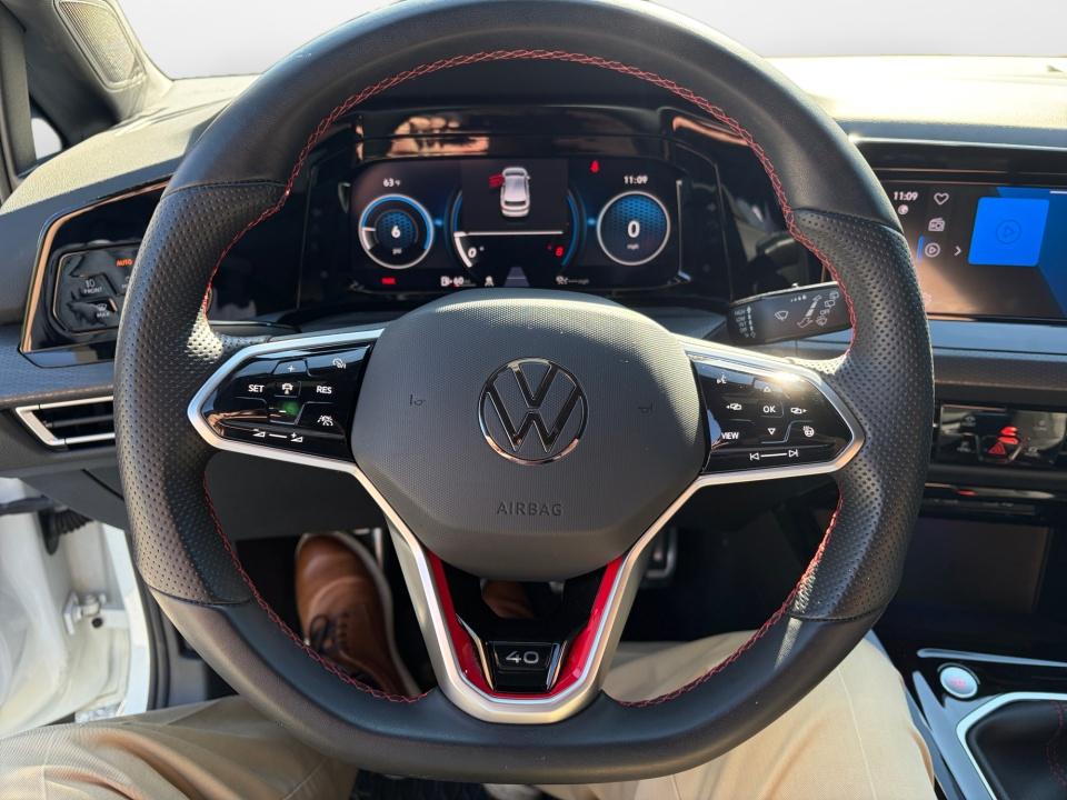 2023 Volkswagen Golf GTI 40th Anniversary Edition
