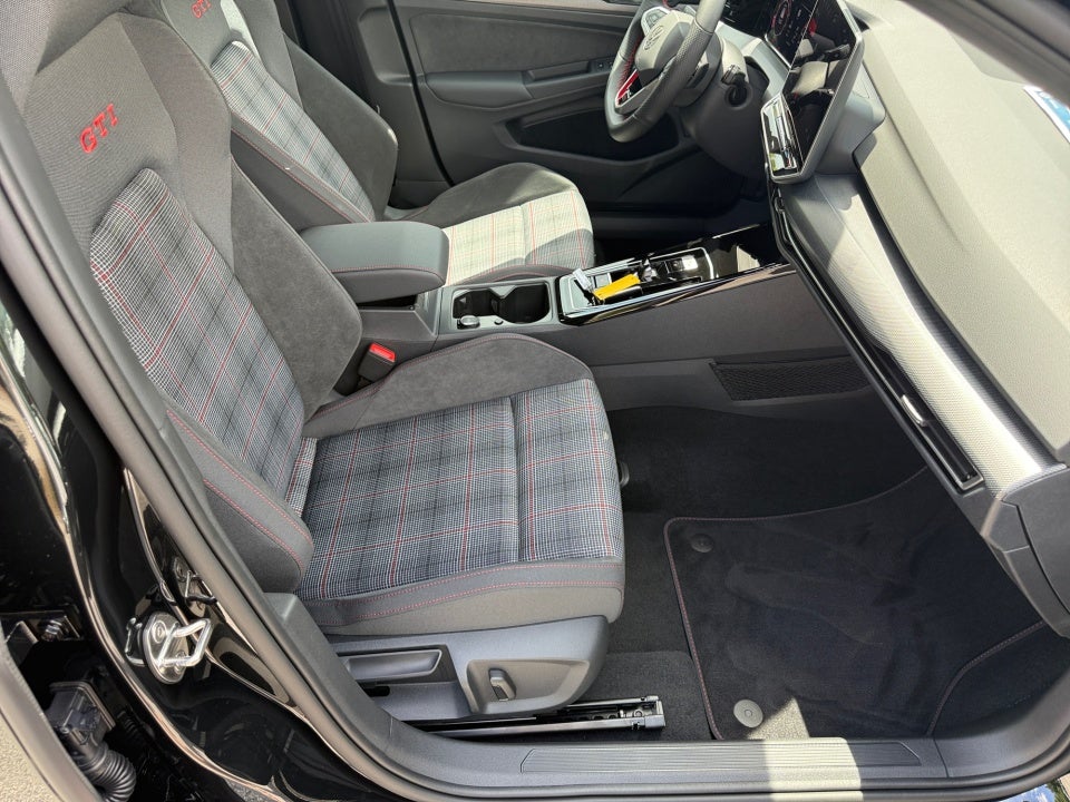 2026 Volkswagen Golf GTI S