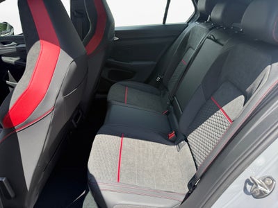 2026 Volkswagen Golf GTI SE