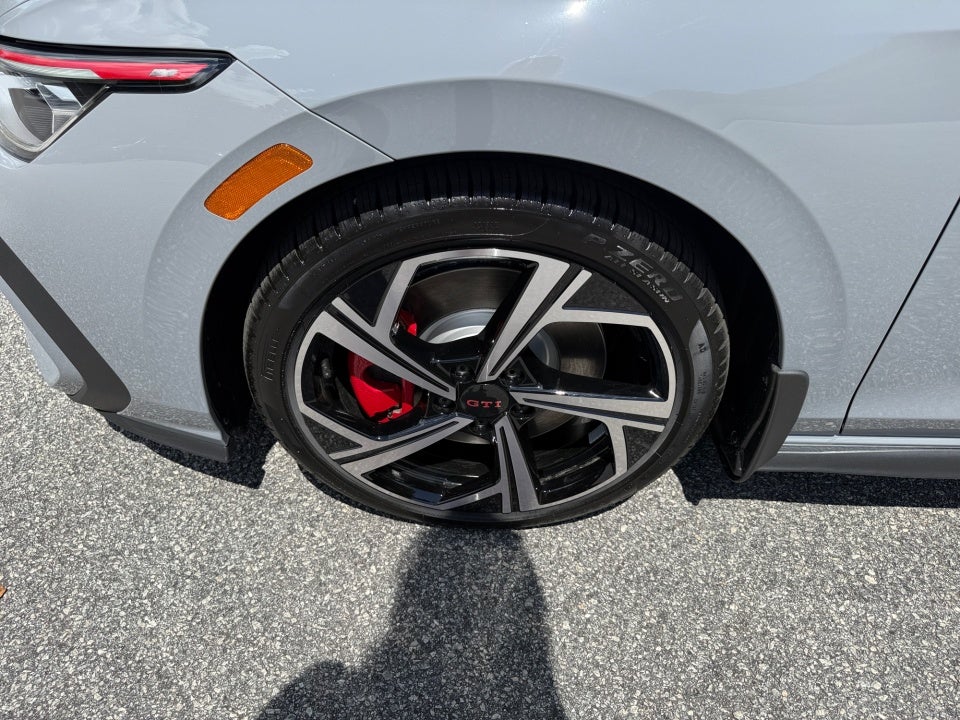 2026 Volkswagen Golf GTI SE