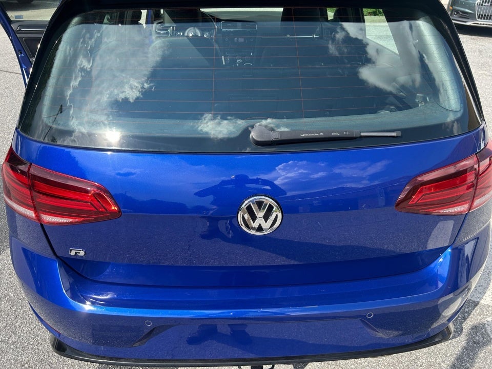 2019 Volkswagen Golf R 2.0T w/DCC & Navigation (M6)