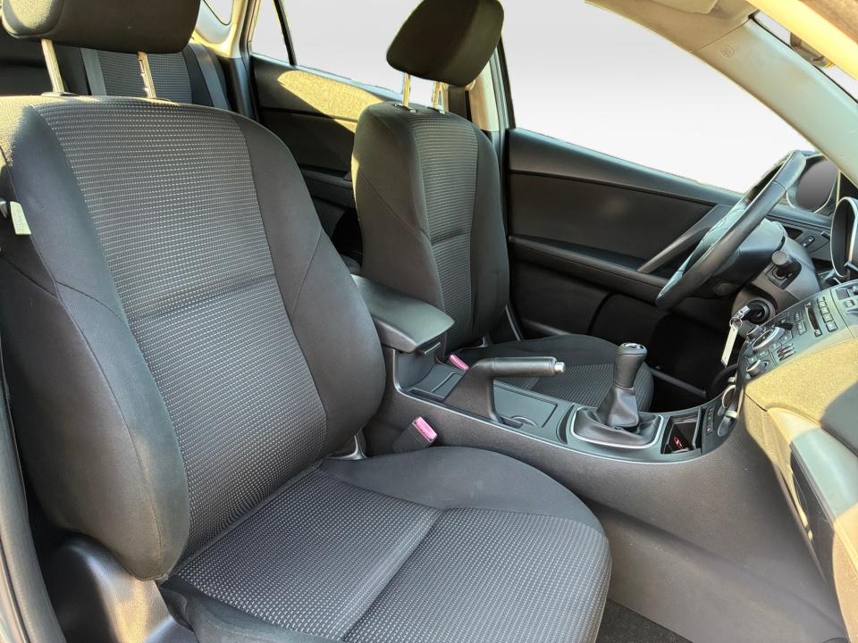 2012 Mazda Mazda3 Hatchback i Touring
