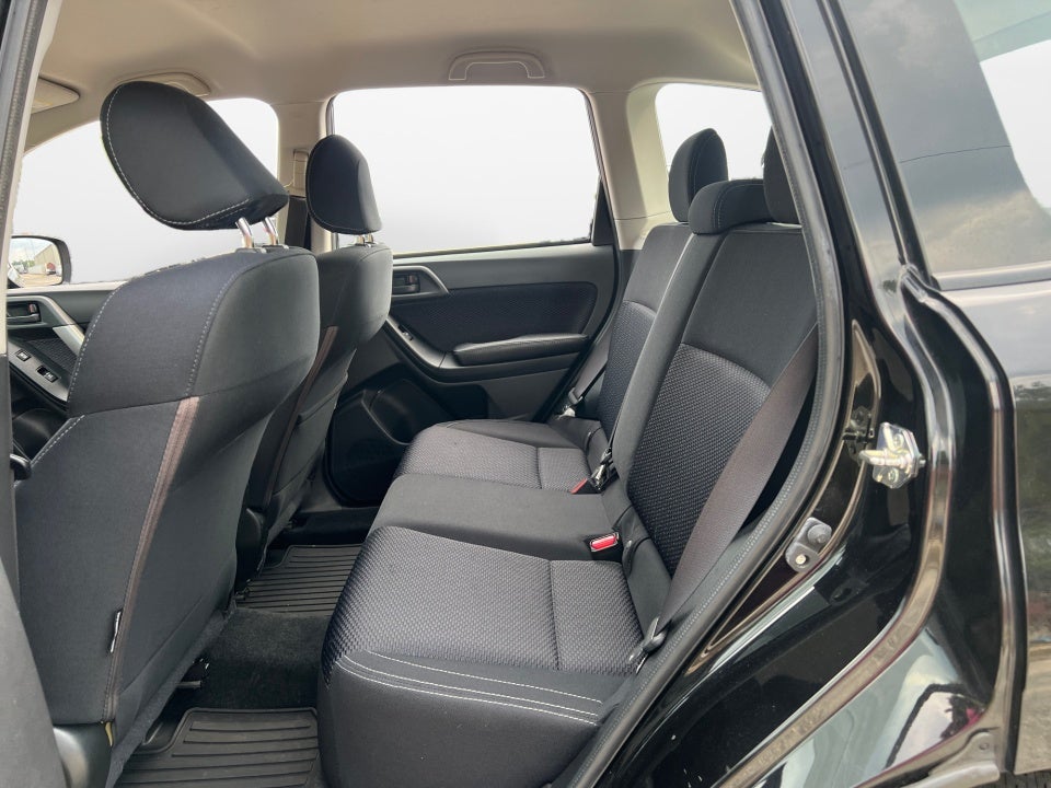2018 Subaru Forester 2.5i (CVT)