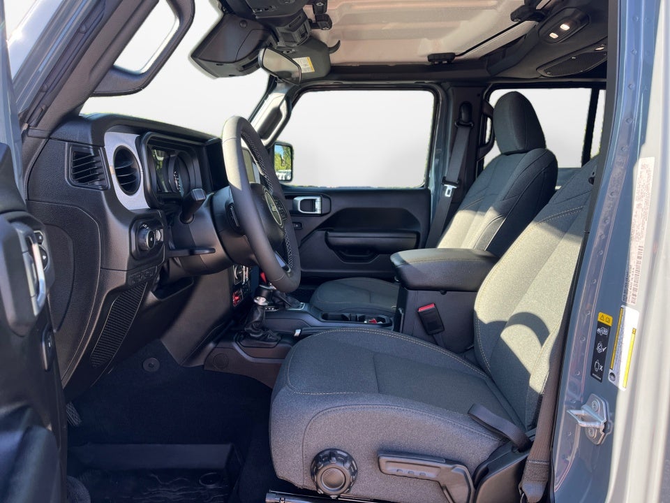 2026 Jeep Wrangler 4-Door Willys 4x4