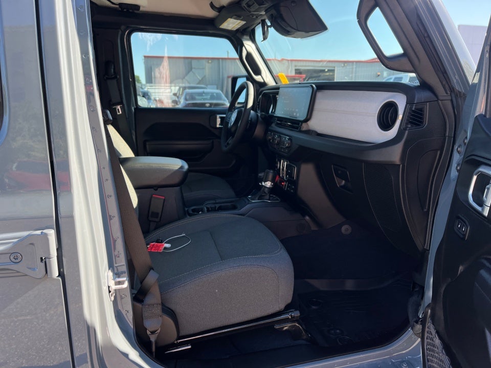 2026 Jeep Wrangler 4-Door Willys 4x4