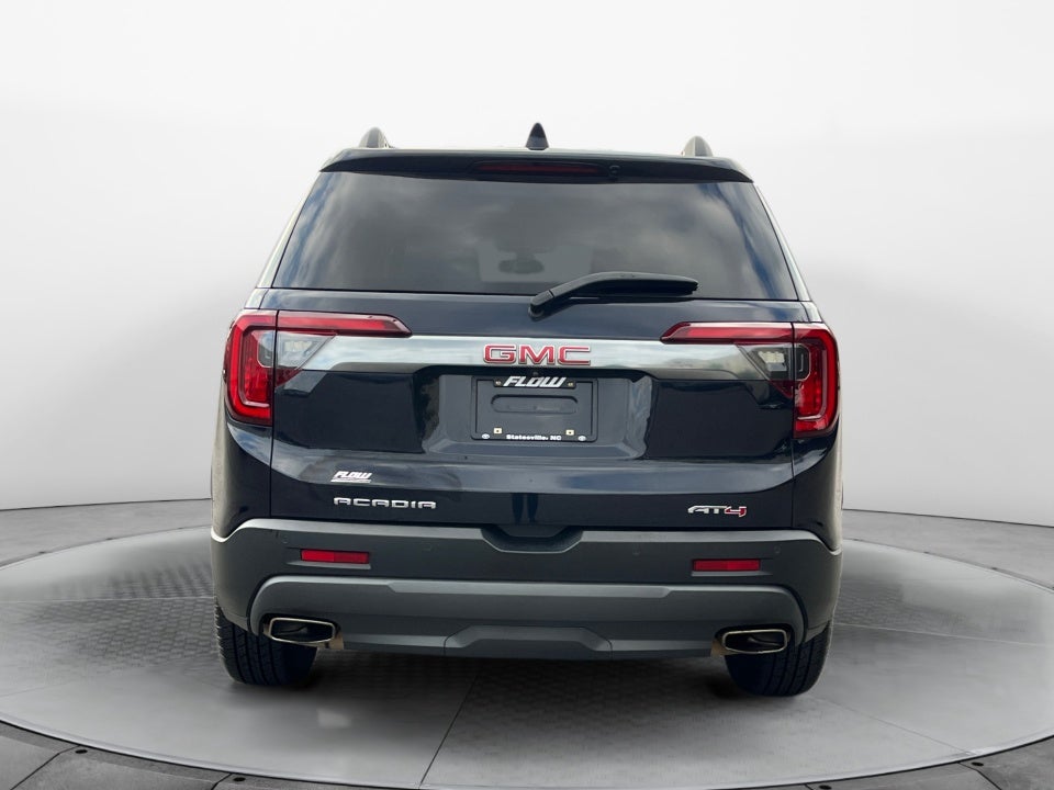 2022 GMC Acadia AT4