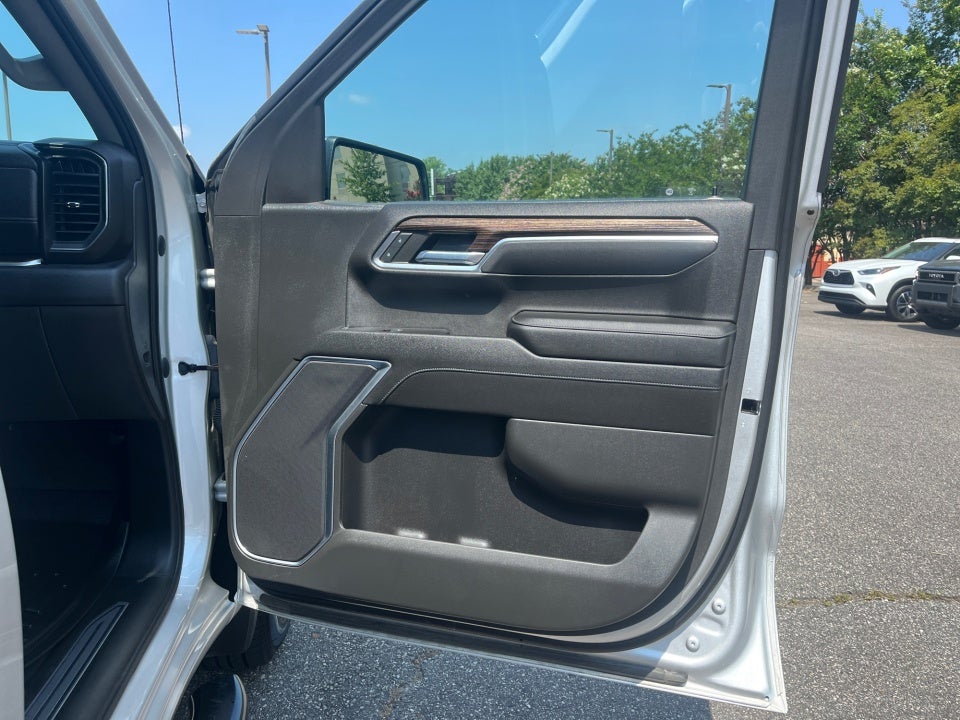 2022 GMC Sierra SLE