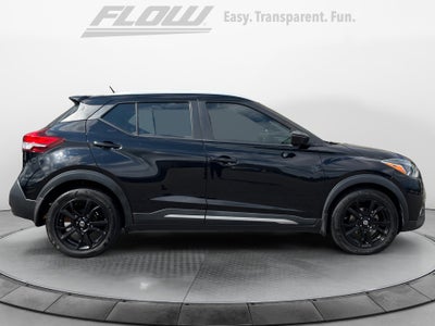 2020 Nissan Kicks SR