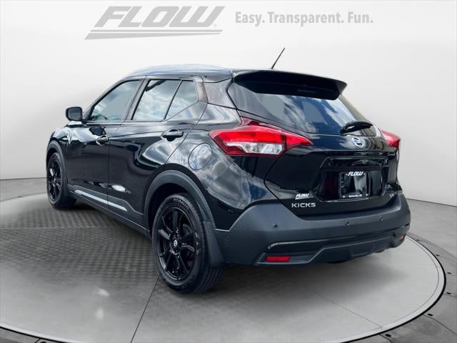 2020 Nissan Kicks SR