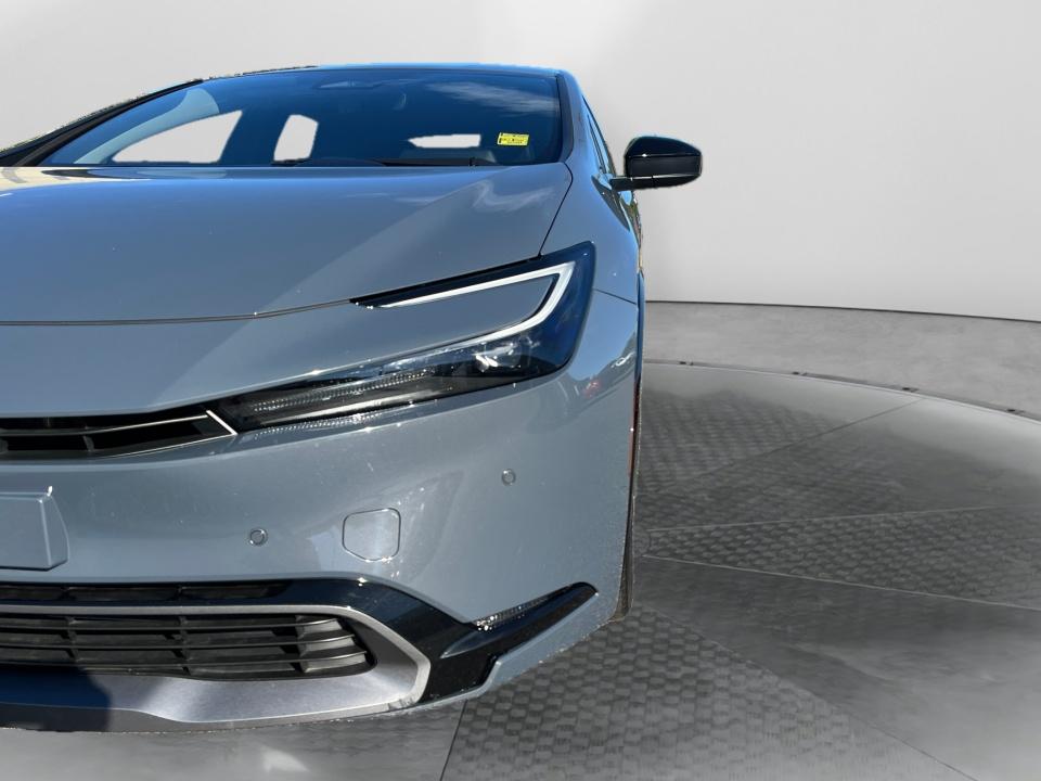 2025 Toyota Prius XLE