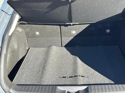 2025 Toyota Prius XLE
