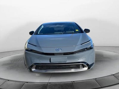 2025 Toyota Prius XLE