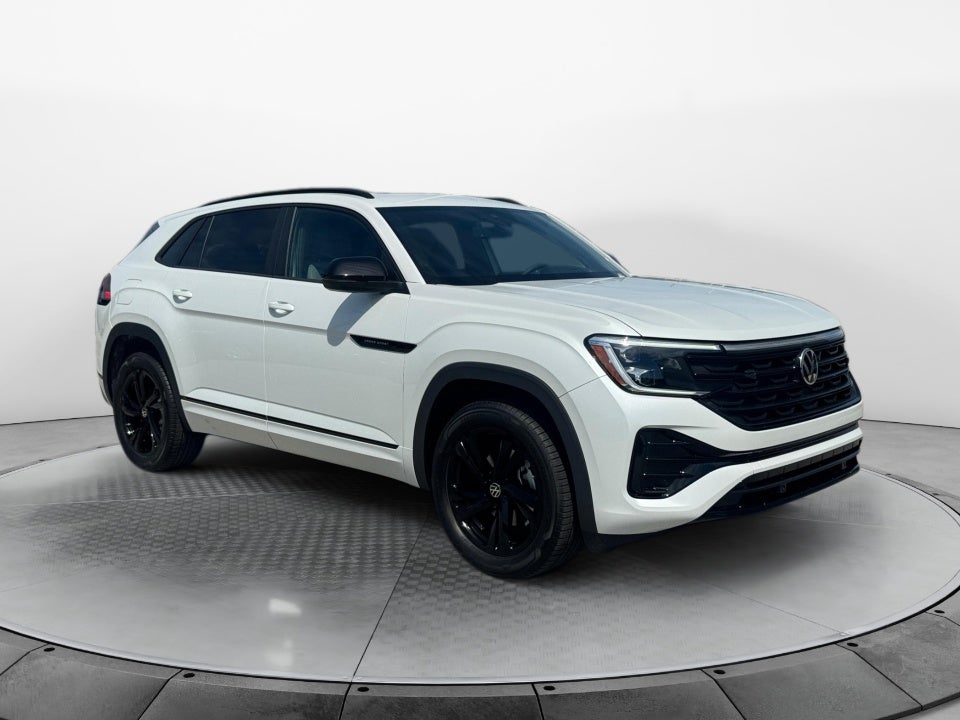 2026 Volkswagen Atlas Cross Sport 2.0T SEL R-Line Black