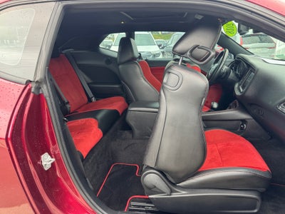 2018 Dodge Challenger 392 Hemi Scat Pack Shaker