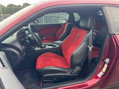 2018 Dodge Challenger 392 Hemi Scat Pack Shaker