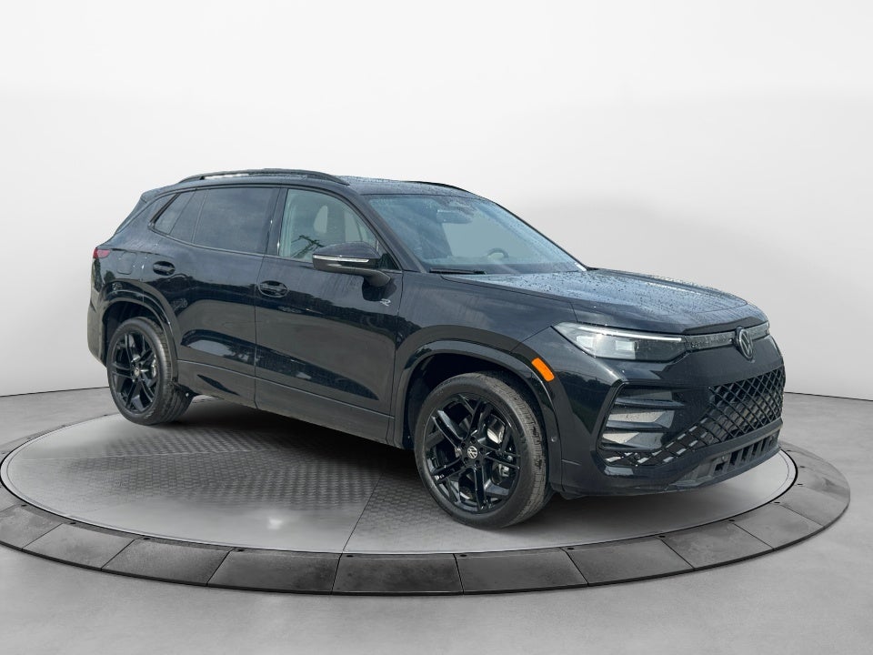 2026 Volkswagen Tiguan SE R-Line Black