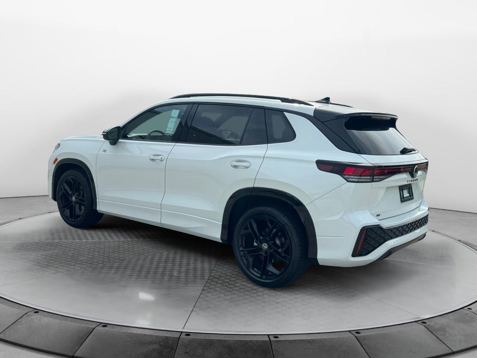 2026 Volkswagen Tiguan SE R-Line Black