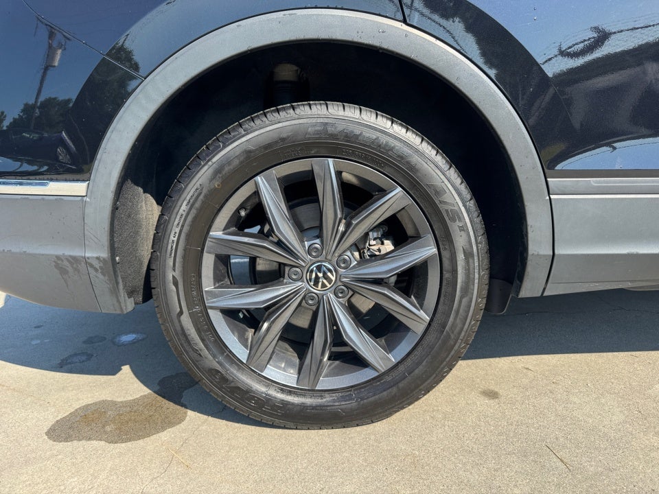 2023 Volkswagen Tiguan SE