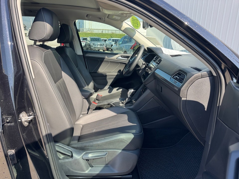 2023 Volkswagen Tiguan SE