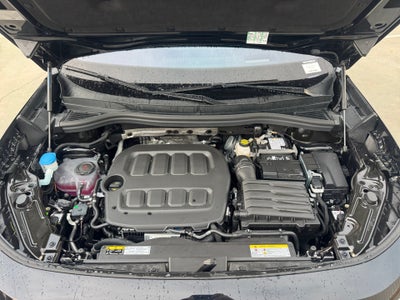 2026 Volkswagen Tiguan SEL R-Line Turbo