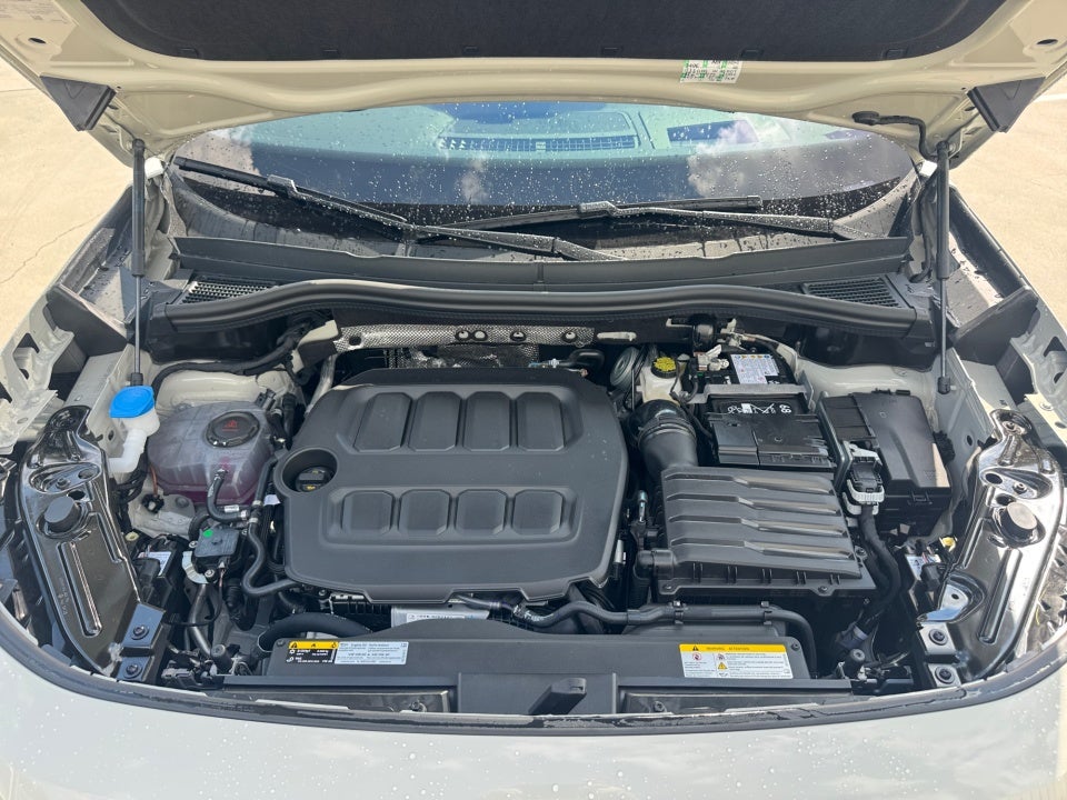 2026 Volkswagen Tiguan SEL R-Line Turbo