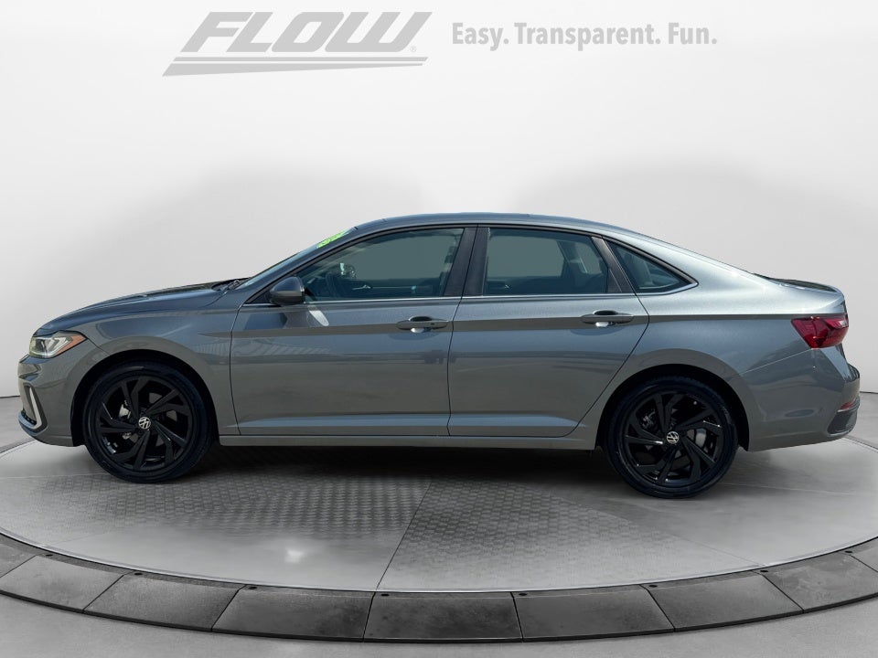 2025 Volkswagen Jetta SE