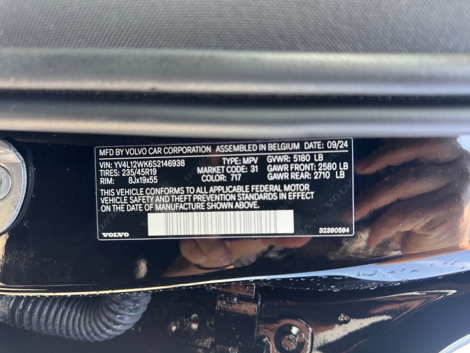 2025 Volvo V60 Cross Country Plus, B5 AWD Gas (mild hybrid)
