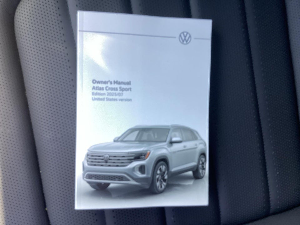 2026 Volkswagen Atlas Cross Sport SEL R-Line Black