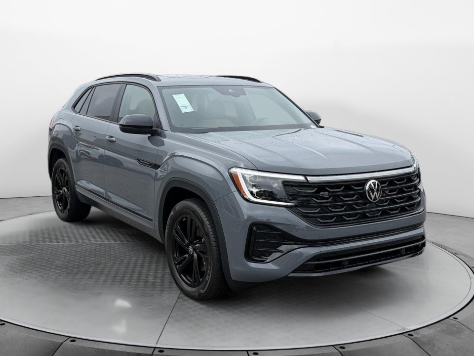 2026 Volkswagen Atlas Cross Sport 2.0T SEL R-Line Black