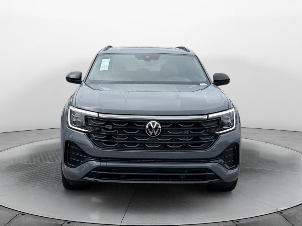2026 Volkswagen Atlas Cross Sport 2.0T SEL R-Line Black
