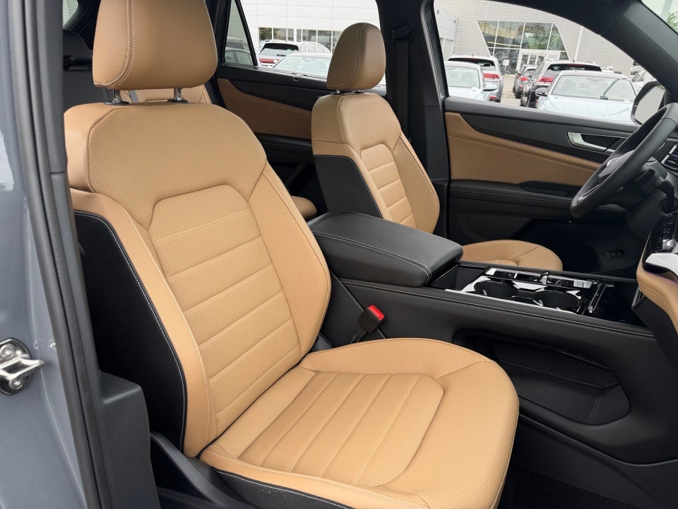 2026 Volkswagen Atlas Cross Sport 2.0T SEL R-Line Black
