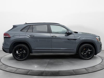 2026 Volkswagen Atlas Cross Sport 2.0T SEL R-Line Black
