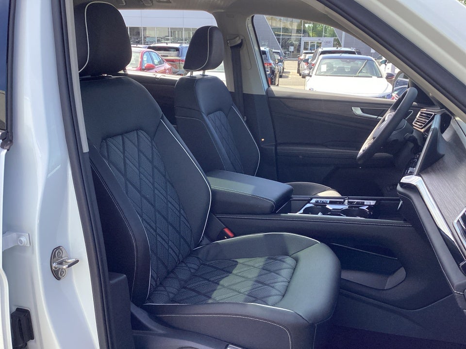 2026 Volkswagen Atlas SEL Premium R-Line