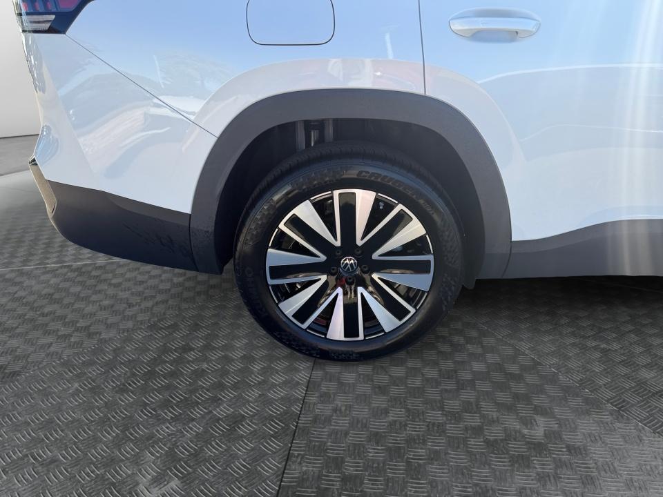 2027 Volkswagen Atlas SE w/Technology