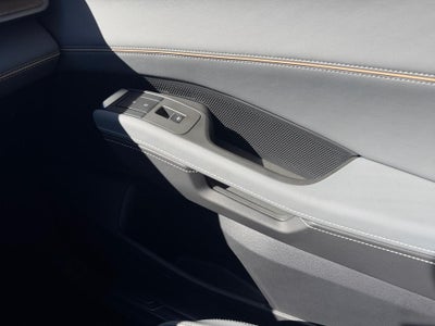 2027 Volkswagen Atlas SE w/Technology