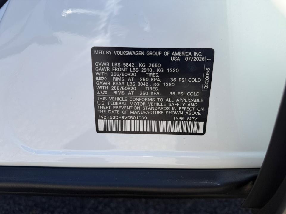 2027 Volkswagen Atlas SE w/Technology